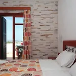 Ii Aparthotel 4*