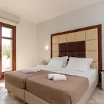Ii Aparthotel 4*