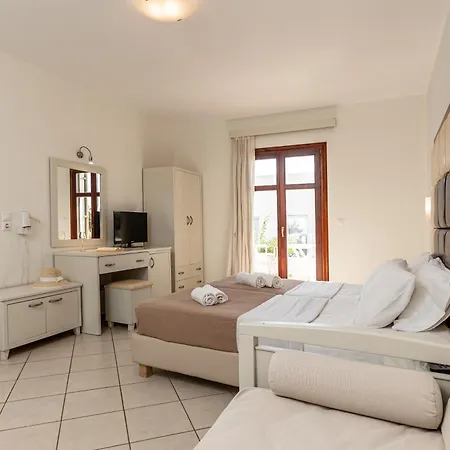 Aparthotel Ii Pláka
