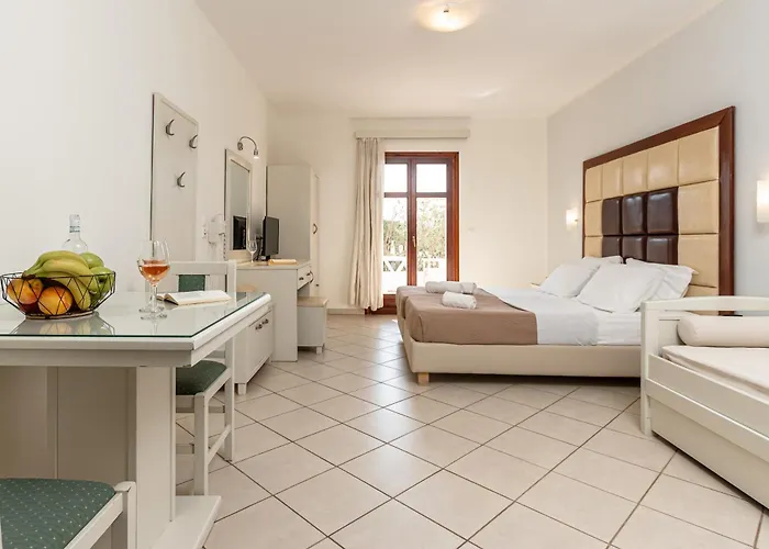 Ii Aparthotel Plaka (Naxos)